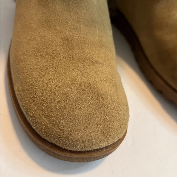 COACH Deeann Signature Boots Camel Tan Suede Buckle Rabbit Fur Trim Size 7B - Picture 13 of 13